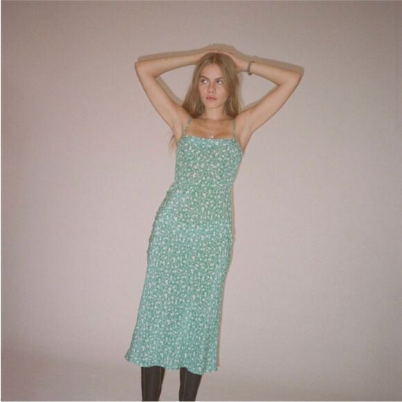 NEW REALISATION PAR The Amelia Slip dress in “Poison Ivy” green - Picture 6 of 12